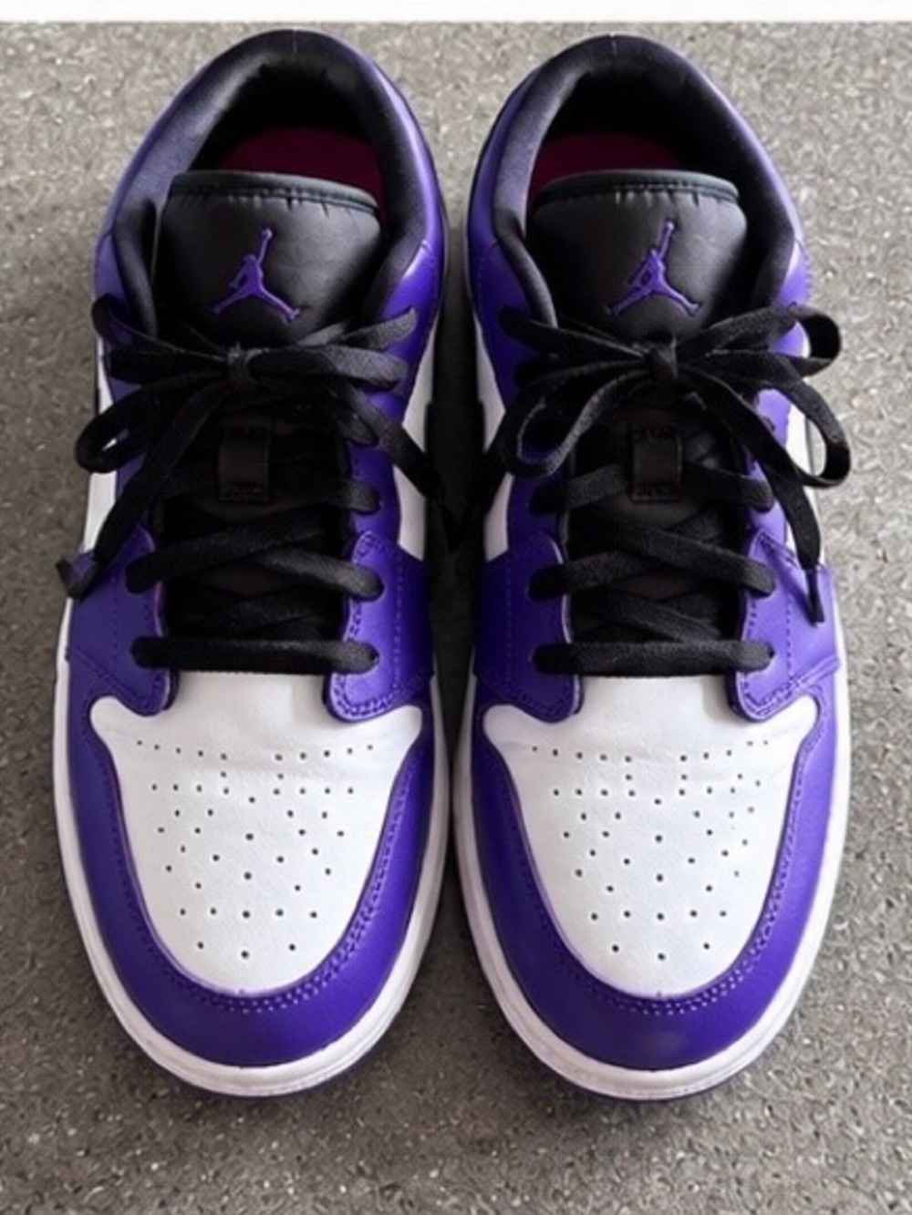 Air Jordan 1 Low GS Court Purple 2020 Sneakers 7Y / Women’s 8.5